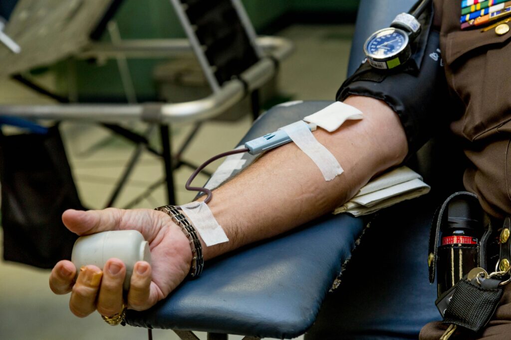 慈善活動で社会に貢献するための献血