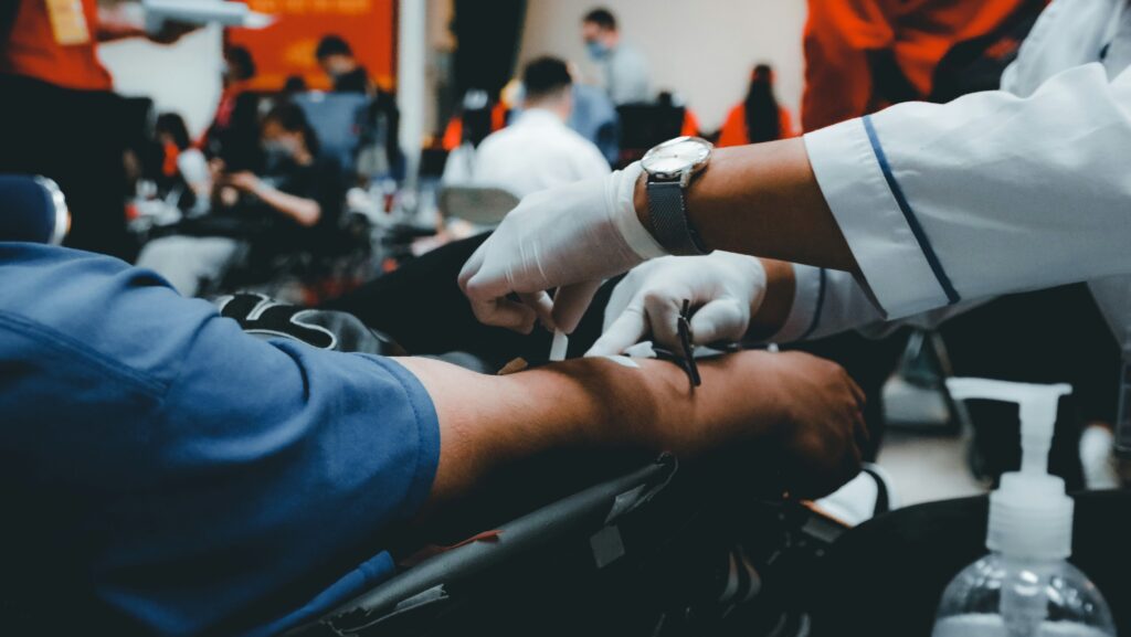 【慈善活動】献血に参加する方法と注意点
